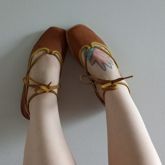 Nine West ankle tie leather ballet flats